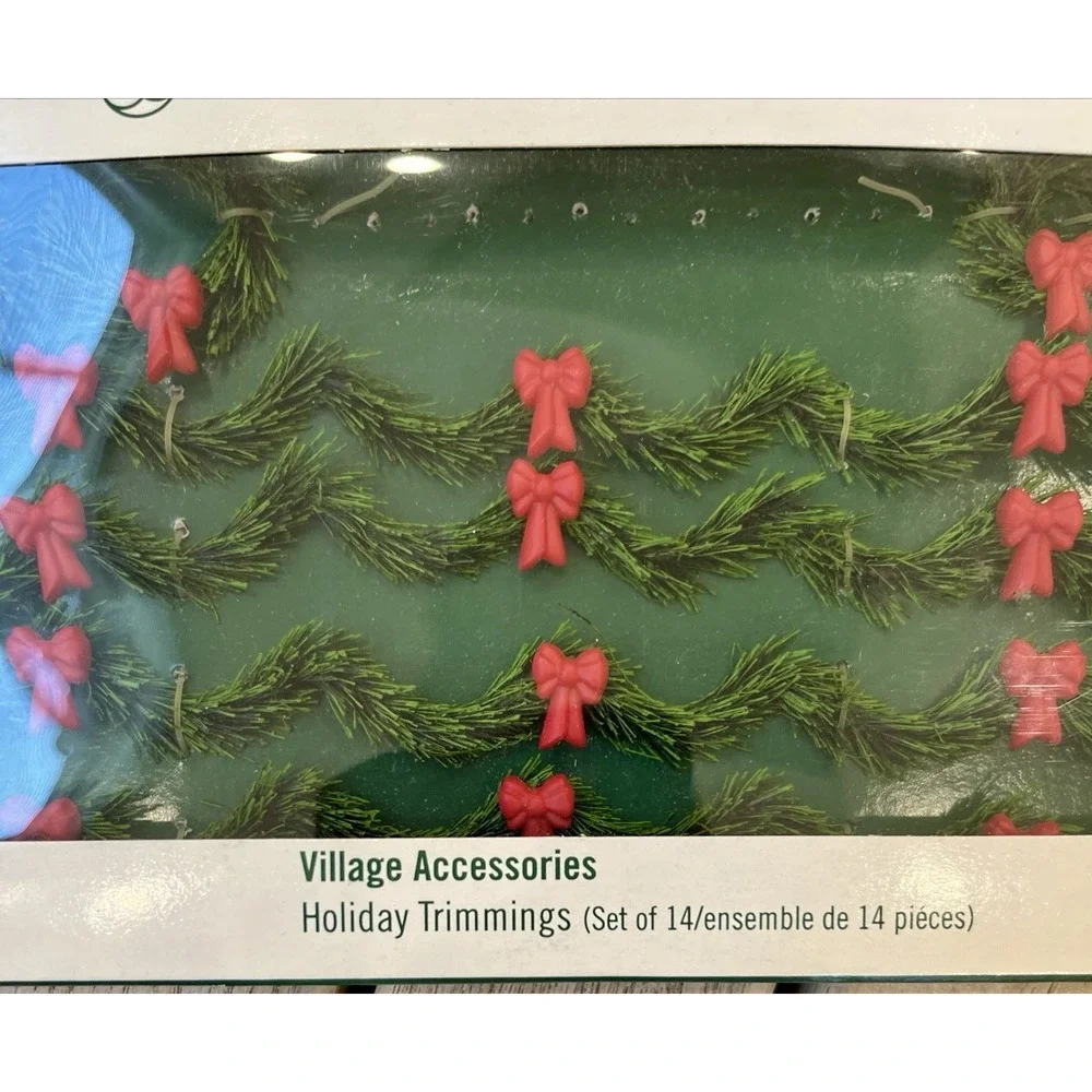 Department 56 Village Holiday Trimmings Garlands & Wreaths - Incomplete
